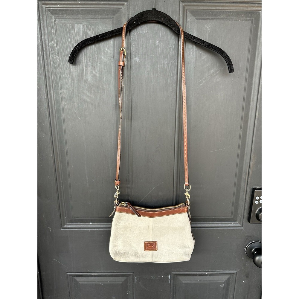 Dooney & Bourke Oyster Belvedere Crossbody‎ Pouch Purse